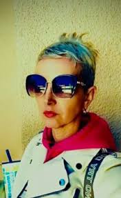 Los Angeles Metro Lifeguard for Hire for LA Pool Parties| Happy Swimmers