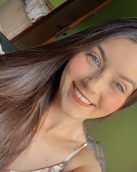 Daniela Souza (@dani.ses) • Instagram photos and videos