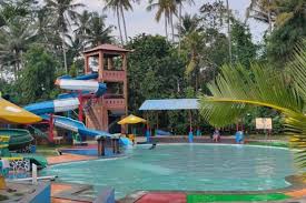 Selain semen, ternyata gresik juga punya tempat wisata yang tidak kalah keren dengan kota lainnya lho. Pikatan Water Park Ditutup Pada Liburan Lebaran Antara Jateng