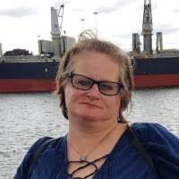 Karen Kulesa's Instagram, Twitter & Facebook