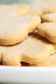 Remove from pan and sprinkle with powdered sugar. Easy Irish Shortbread Cookies The Cafe Sucre Farine