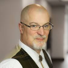 Darrin Webster's Instagram, Twitter & Facebook