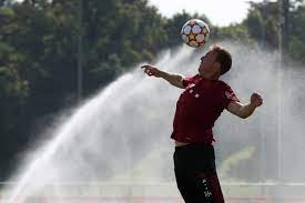 The match is a part of the club friendly games. Y3d8 Bwj8mvrrm