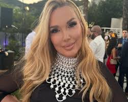 Nilsa Vazquez's Instagram, Twitter & Facebook