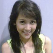 lily adam (@liilydams)