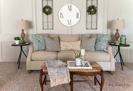 The whole place was soooo dark and dreary. The Tale Of An Ugly Living Room Diy Beautify Creating Beauty At Home