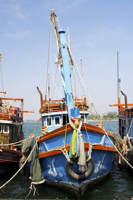 Fishing Boats in Mumbai Harbour Stock Image - Image of port, nautical: 29406725