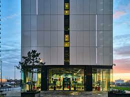 'i farm cattle and they fart. The Green Rooms Amenity Spaces 74 Media Photos And Videos 4 Archello