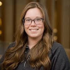 Tracy Reimer's Instagram, Twitter & Facebook