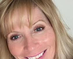 Stacy Nicosia's Instagram, Twitter & Facebook