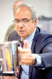 Danielle Lever's Instagram, Twitter & Facebook