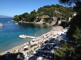 Paloma Plage On Cap Ferrat There Is A Public Beach But If Lying On Pebbles Is Not Your Thing Take A Sun Bed At The Beach Club Beach Club Beach Dolores