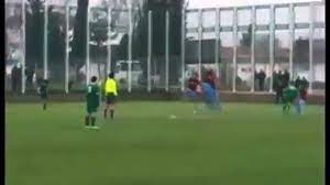 Bu arada, bursaspor'dan manchester city'e transfer olan şu sıralarda ise i̇spanya'da getafe takımında forma giyen milli futbolcu enes ünal'ın kardeşi hasan basri ünal da imza atan gençler arasında yer aldı. Enes In Kardesi De Abisi Gibi Dailymotion Video