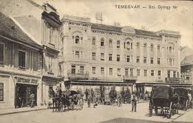 Conducătorul auto care a staționat cu autoturismul în piața sfântul gheorghe din timișoara, zilele trecute, a fost sancționat cu amendă maximă de către polițiștii locali din timișoara. Foto S A PrÄƒbusit O Parte Din Tavanul Palatului Casei De Economii Din PiaÅ£a Sf Gheorghe