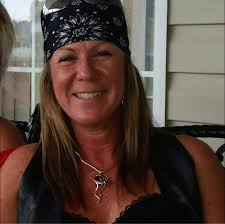 What are the best ways to paint and renovate a camper trailer?