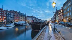 Børn og unge med særlige behov. Coronavirus Uk Bans Denmark Visitors Over Mink Covid 19 Fears Bbc News