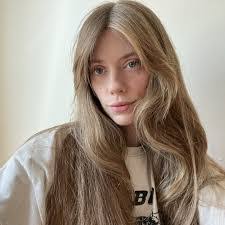 Natasha Yarbrough's Instagram, Twitter & Facebook