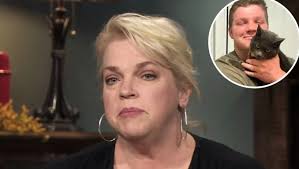 Good day fans, Much love