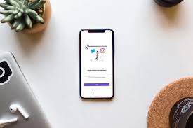 tuigram 將twitter 推文分享到ig 限時動態或貼文 內建三種配色風格 iphone charger pad app