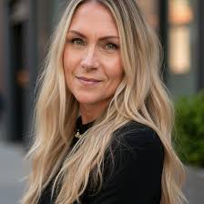 The Diverging-Diamond Interchange by Costco in Perrysburg is closed to thru  traffic after a crash took out an entire signal pole. All traffic is being  diverted to I-475 when approaching the DDI