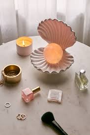 Looking for a way to personalize your home décor? Seashell Decor For The Modern Age Architectural Digest