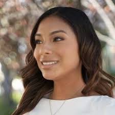 Nelson Cantu's Instagram, Twitter & Facebook