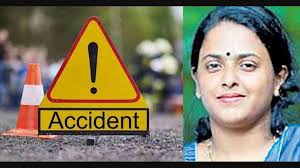 Woman dies, six injured in collision involving three vehicles at  Changanassery