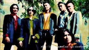 Sebuah lagi lagu mereka, manisnya rindu juga memberi impaknya yang tersendiri. Download Lagu Kasih Dari Slam 5 50 M Dunialagu