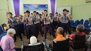 Beliau menambah, kerajaan juga akan membina semula rumah seri kenangan di sibu. 23rd Kch Scout Visit Kuching Rumah Seri Kenangan World Scouting