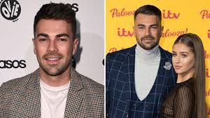 Love Island Georgia Steel And Sam Bird Leaving Global Radio Studios After  Their 4 Hours Interviews - London Featuring: Sam Bird, Georgia Steel Where:  London, United Kingdom When: 25 Jul 2018 Credit: Wenn.Com Stock Photo -  Alamy