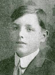 Neal Moen's Instagram, Twitter & Facebook