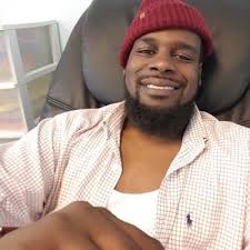 Leon Holmes (@iamleonholmes)