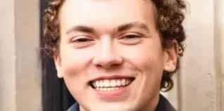 Crowd gathers to honor shooting victim, family as organs are donated