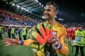 Łukasz fabiański został piłkarzem roku według tygodnika piłka nożna. Pilka Nozna Lukasz Fabianski Pilkarzem 2018 Roku Przerwal Dominacje Roberta Lewandowskiego Gol24