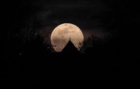 The final week of january will feature the first full moon of 2021, a celestial event that has several. The 1st Full Moon Of 2021 When To See January S Wolf Moon This Week 2021 Full Moon Calendar Supermoons Eclipses A Blue Moon Plus 2021 Meteor Shower Calendar Lehighvalleylive Com