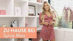 Ist sylvie meis bald pleite? Sylvie Meis Homestory Exklusive Einblicke In Sylvie S Glam Room Westwing Youtube