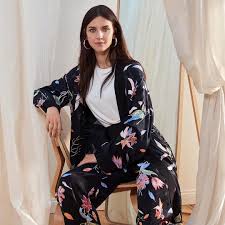 Cicek Desenli Jakarli Kimono Ve Jakarli Palazzo Pantolonlar Lc Waikiki Modest Koleksiyonunda Modaseninsecimin Your Fashion Y Tarz Moda Palazzo Pantolon Moda
