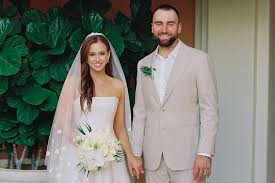 Former Dallas Cowboys Cheerleader Claire Wolford Marries MLB Player Colton  Cowser