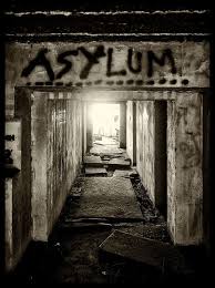 Seeking Asylum Abandonado E Psiquiatria