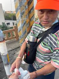 巧遇勇腳阿伯要載他堅持不給載送個酸痛貼布給他#媽祖保佑一路平安