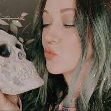 Amber Lutz (amberlutz)