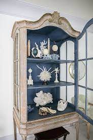 timothy whealon kips bay show house white orchard room quintessence cabinet in timothy wh 2020 yeniden degerlendirilmis mobilya mobilya fikirleri mobilya boyama