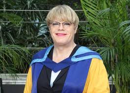 Eddie izzard on his career, the women who influenced him and marriage. Eddie Izzard Honoured By Open University Ou News