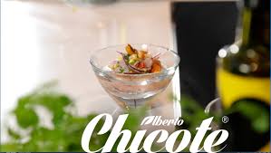 Receta fácil de las famosas cookies con pepitas de chocolate a cada mordico, textura crujientes y dura. La Receta De Ceviche Propuesta Cocinero Espanol Alberto Chicote