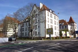 La Caserne Barbanegre Construite Pour La Cavalerie De L Armee Imperiale Allemande Entre 1904 Et 1907 A Fait L Objet D Une Belle Rehab Rue Imperiale Construire