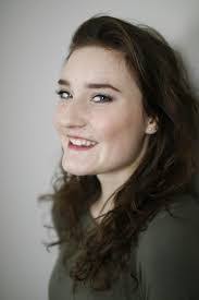 Angelique Hinton's Instagram, Twitter & Facebook