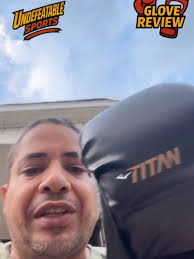 Everlast Titan Glove Review: Unmatched Performance