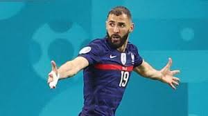 Bienvenue sur le live de l'équipe pour suivre ce match de football en direct entre france et suisse (euro, huitièmes de finale). 70nsja4cldugwm