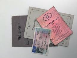 Examples, phrases, word forms, specialized dictionaries. 230 000 Fuhrerscheine Im Kreis Paderborn Mussen Umgetauscht Werden Kreis Paderborn