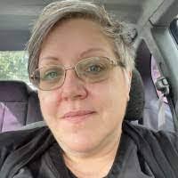 Christine Loch's Instagram, Twitter & Facebook